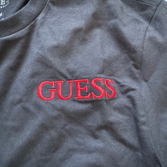 Guess t-shirt - Picture 6 of 7